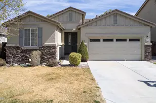 913 Lakeview Dr, Dayton, NV 89403 - Photo 1