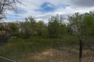 512 Glenmyra Cir, Sun Valley, NV 89433 - Photo 1