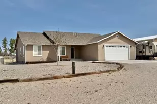 1135 Jungle Dr, Fallon, NV 89406 - Photo 1