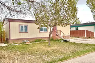 518 Northgate Dr, Battle Mountain, NV 89820 - Photo 1