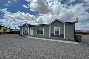 303 Chateau Wy, Yerington, NV 89447 - Photo 1