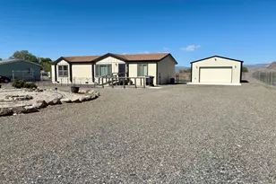 575 N Meridian Rd, Lovelock, NV 89419 - Photo 1