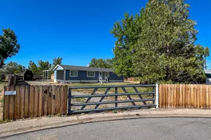 411 Vagabond Ct, Reno, NV 89506 - Photo 1