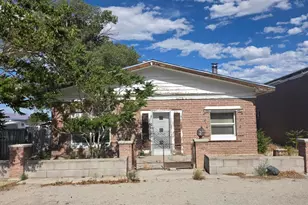530 K St, Hawthorne, NV 89415 - Photo 1