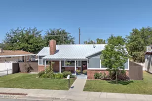 380 S Bailey St, Fallon, NV 89406 - Photo 1