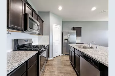 14541 Montclair Way, Magnolia, TX 77354 - Photo 3