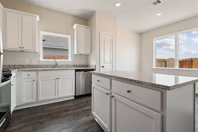 712 Jasmine Ridge Lane, Waller, TX 77484 - Photo 5