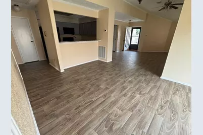 8319 Wind Veil Drive, Houston, TX 77040 - Photo 25
