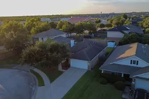 806 Rocky Rose Ct, La Marque, TX 77568 - Photo 47