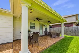 806 Rocky Rose Ct, La Marque, TX 77568 - Photo 37