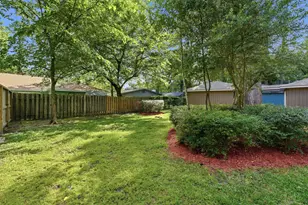 1914 Lazy Grove Dr, Kingwood, TX 77339 - Photo 15