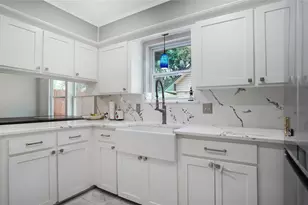 9223 Petersham Dr, Houston, TX 77031 - Photo 23
