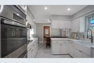 9223 Petersham Drive, Houston, TX 77031 - Photo 21