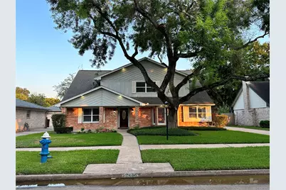 9223 Petersham Drive, Houston, TX 77031 - Photo 3