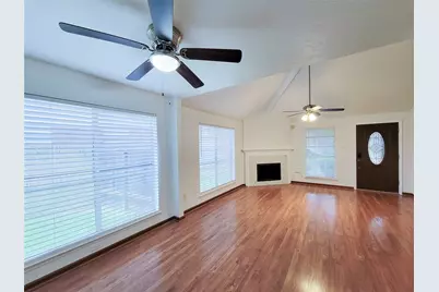 8747 Fondren Village, Houston, TX 77071 - Photo 11