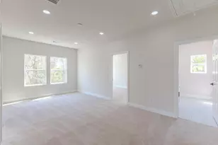 6814 Champion Ln, Houston, TX 77091 - Photo 17