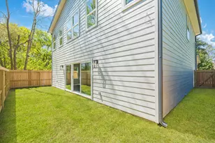 6814 Champion Ln, Houston, TX 77091 - Photo 31