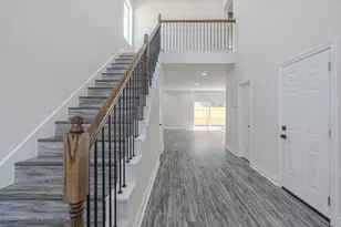 6814 Champion Ln, Houston, TX 77091 - Photo 3