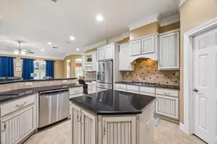 3503 Parkside Dr, Pearland, TX 77584 - Photo 13