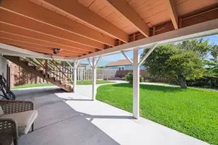 2628 Mike Gaido Blvd, Galveston, TX 77550 - Photo 17