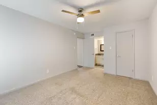 8701 Town Park Dr, Houston, TX 77036 - Photo 3