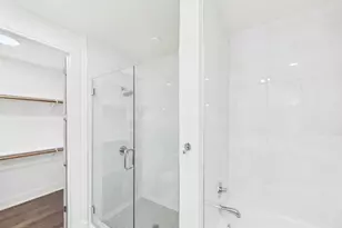 929 Westcott St, Houston, TX 77007 - Photo 17