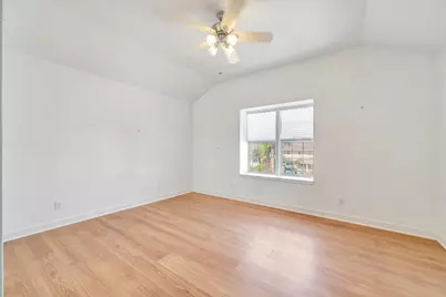 1319 Hawaii Drive, Galveston, TX 77554 - Photo 19