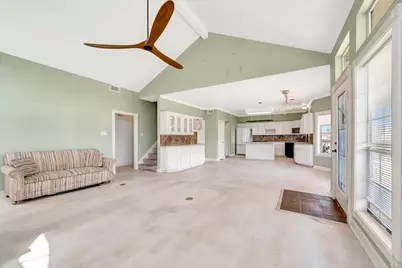 1319 Hawaii Drive, Galveston, TX 77554 - Photo 13