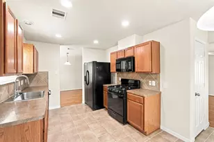 12563 Chiswick Rd, Houston, TX 77047 - Photo 11
