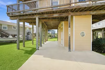 4214 Vista Road, Galveston, TX 77554 - Photo 5