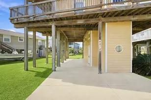 4214 Vista Rd, Galveston, TX 77554 - Photo 5
