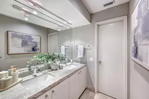 1391 Arlington St, Houston, TX 77008 - Photo 9