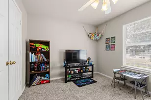 217 Kellyn Ct, Conroe, TX 77306 - Photo 21