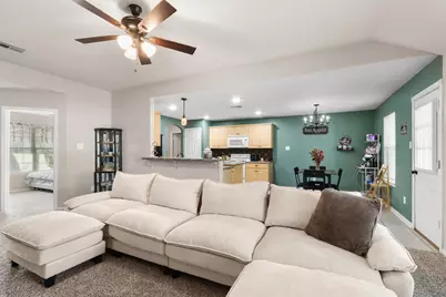 217 Kellyn Court, Conroe, TX 77306 - Photo 7