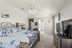217 Kellyn Ct, Conroe, TX 77306 - Photo 13