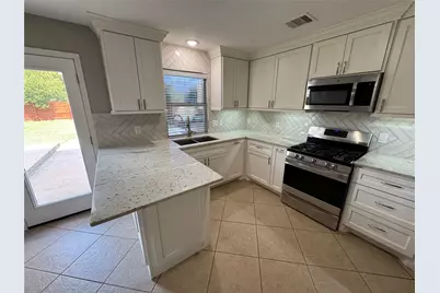 11035 Heather Bluff Lane, Houston, TX 77075 - Photo 5