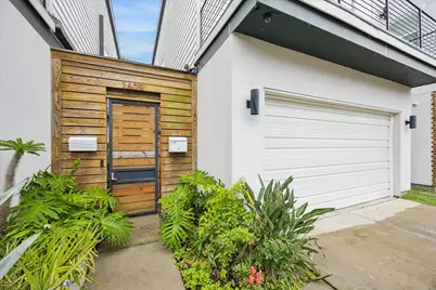 1609 Saint Charles Street #B, Houston, TX 77003 - Photo 7