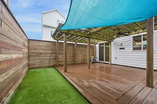 1609 St Charles St, Houston, TX 77003 - Photo 13