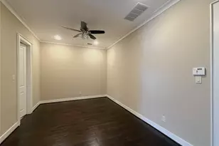 3917 Rose St, Houston, TX 77007 - Photo 9