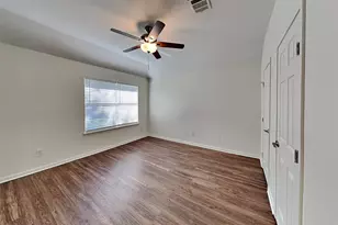 13210 Ambrosa Dr, Houston, TX 77044 - Photo 9