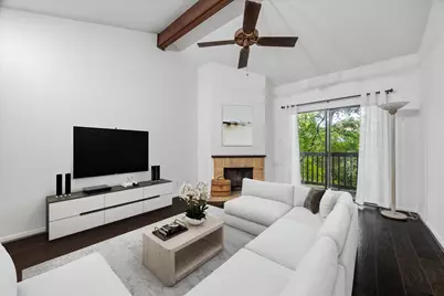 11711 Memorial Drive #540, Houston, TX 77024 - Photo 3