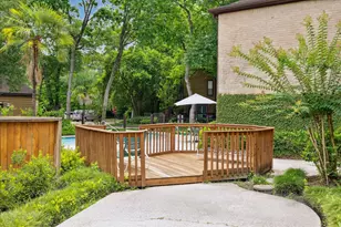 11711 Memorial Dr, Houston, TX 77024 - Photo 29