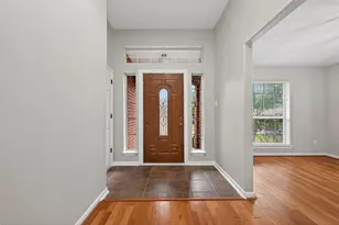 21725 York Timbers Dr, Kingwood, TX 77339 - Photo 3