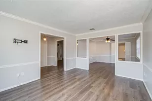 9430 Claridge Dr, Houston, TX 77031 - Photo 9