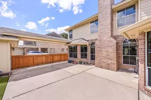 1919 Valleria Ct, Sugar Land, TX 77479 - Photo 39