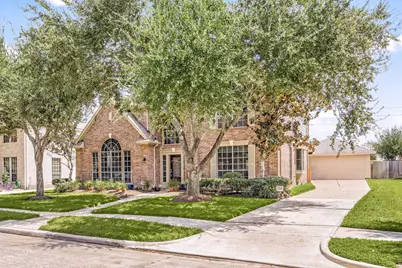 1919 Valleria Court, Sugar Land, TX 77479 - Photo 3