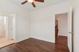 902 W 20th St, Houston, TX 77008 - Photo 27