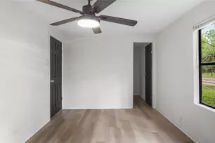 2359 Virginia Ct, Montgomery, TX 77316 - Photo 7