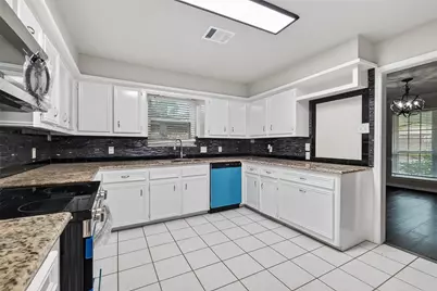 2402 Oak Shores Drive, Houston, TX 77339 - Photo 13