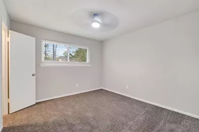 2402 Oak Shores Drive, Houston, TX 77339 - Photo 35